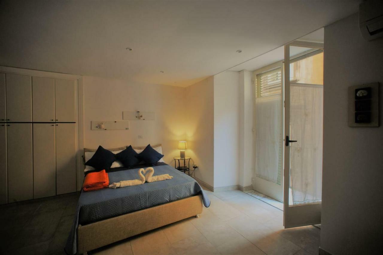 La Stanza Di Chaila Villa Naples Luaran gambar